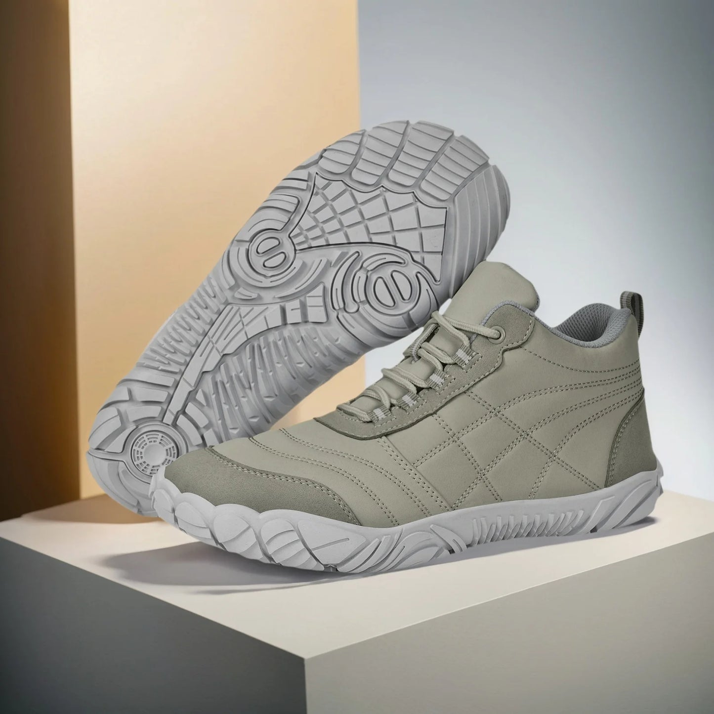 Outdoor Work Boots Anti-Slip Casual Sneakers Comfortable Barefoot Hiking Shoes Winter Snow Boots for Outdoor Sports